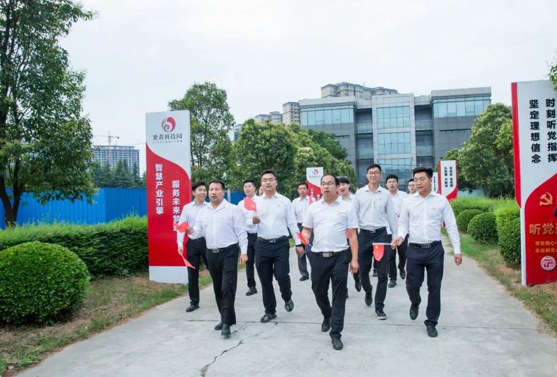 1657091972574186.jpg 640.jpg