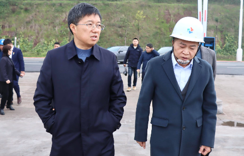 南溪區(qū)委書(shū)記、南溪經(jīng)開(kāi)區(qū)黨工委書(shū)記劉剛率隊(duì)調(diào)研遠(yuǎn)東股份宜賓智能產(chǎn)業(yè)園